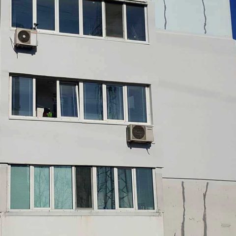 Утепление стен дома и балконов по коллективной заявке, ул. Ладыгина 17